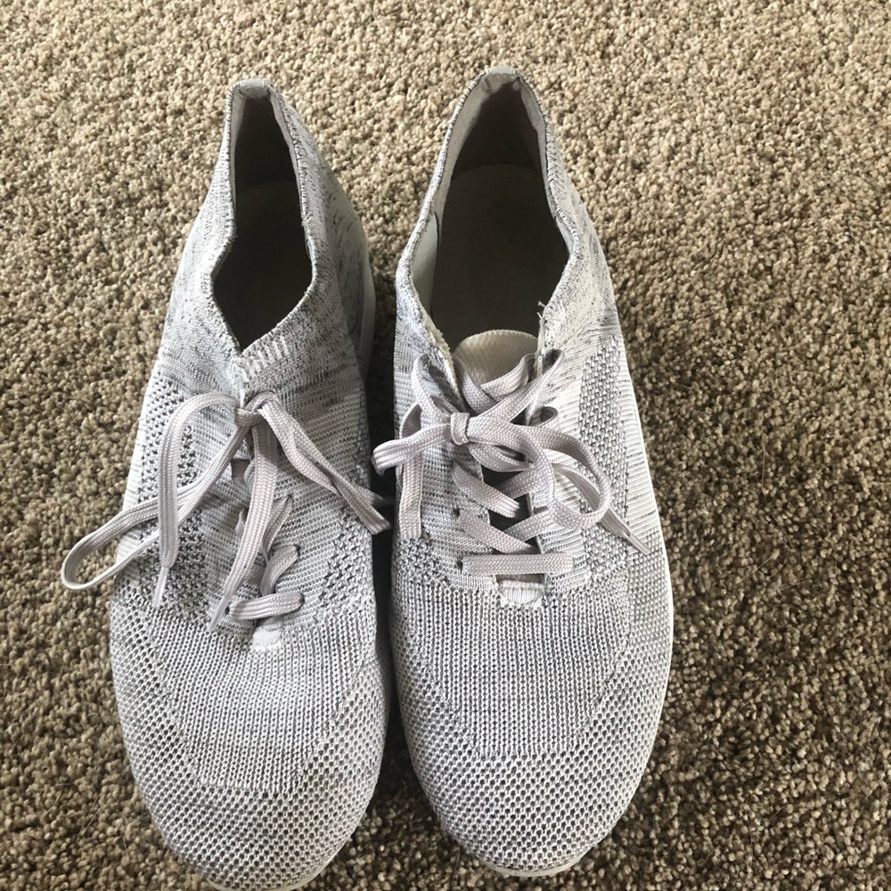 Tennis Shoes